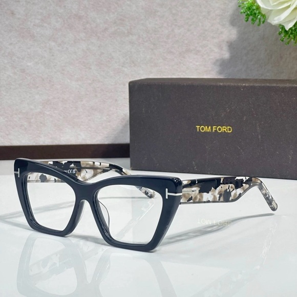 Tom Ford Accessories - Tom Ford glasses